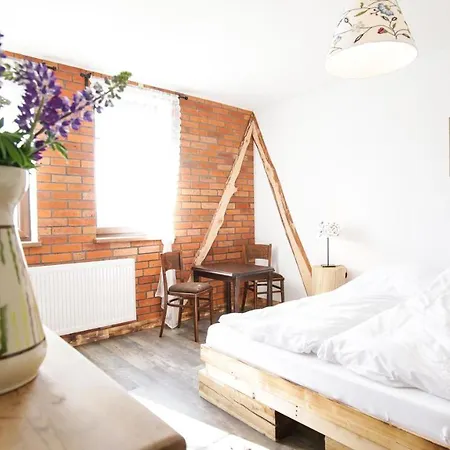 Konukevi Kupperowka- Stadnina Koni Kolano Szymbark (Pomerania)