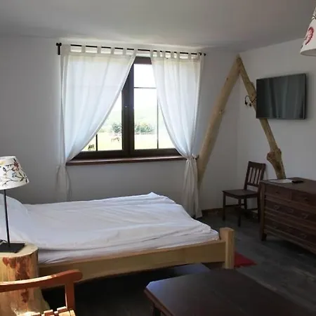 Gasthuis Kupperowka- Stadnina Koni Kolano