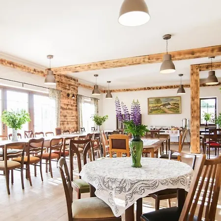 Gasthuis Kupperowka- Stadnina Koni Kolano 3*