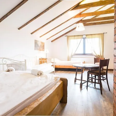 Kupperowka- Stadnina Koni Kolano Gasthuis 3*